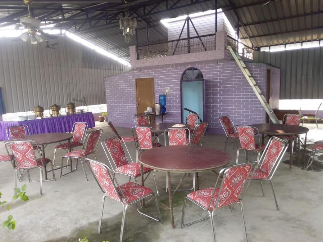 Srishti Shelter Hotel Varanasi Exterior photo