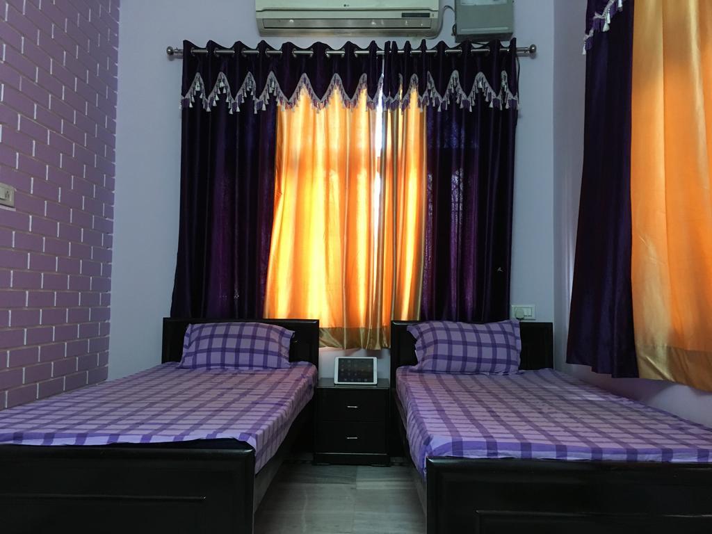 Srishti Shelter Hotel Varanasi Exterior photo